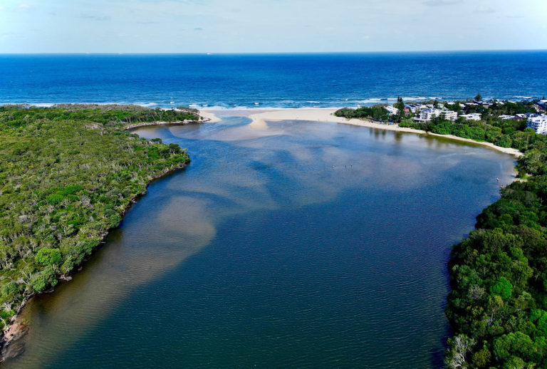 Exploring the Tranquility and Natural Beauty of Currimundi Lake